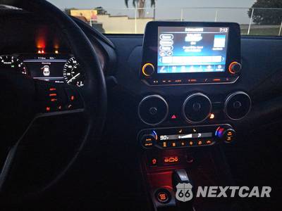 2025 Nissan Sentra SR - zdjęcie 11 z 17 - miniatura