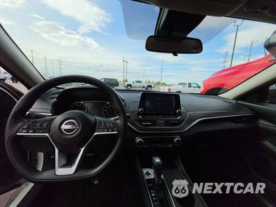 2025 Nissan Altima SV - zdjęcie 11 z 27 - miniatura