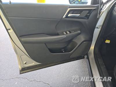 2025 Mitsubishi Outlander SE - zdjęcie 9 z 25 - miniatura