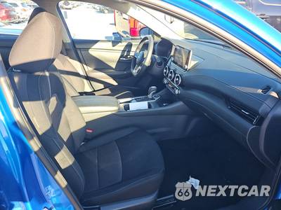 2025 Nissan Sentra SV - zdjęcie 8 z 26 - miniatura