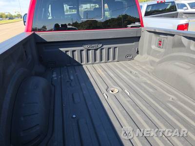 2024 Ford Super Duty F-250 Lariat Crew Cab Medium Bed - zdjęcie 16 z 18 - miniatura