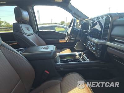 2024 Ford Super Duty F-350 King Ranch Crew Cab Long Bed DRW - zdjęcie 8 z 20 - miniatura