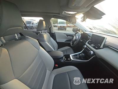 2021 Toyota RAV4 Limited - zdjęcie 8 z 20 - miniatura