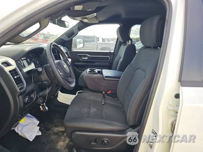 2025 Ram 1500 Big Horn Crew Cab Short Bed - zdjęcie 7 z 27 - miniatura