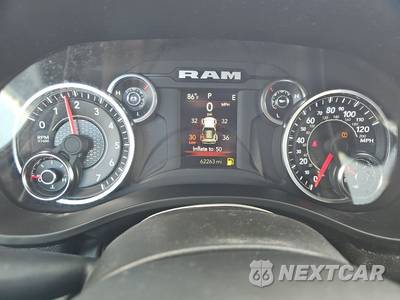 2025 Ram 1500 Big Horn Crew Cab Short Bed - zdjęcie 12 z 27 - miniatura