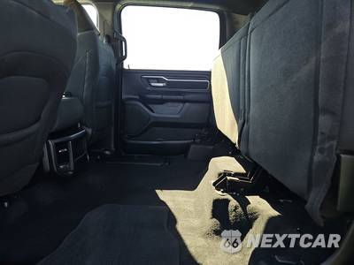 2025 Ram 1500 Big Horn Crew Cab Short Bed - zdjęcie 13 z 36 - miniatura