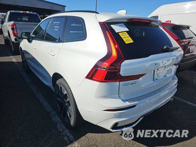 2026 Volvo XC60 B5 Plus - zdjęcie 6 z 24 - miniatura