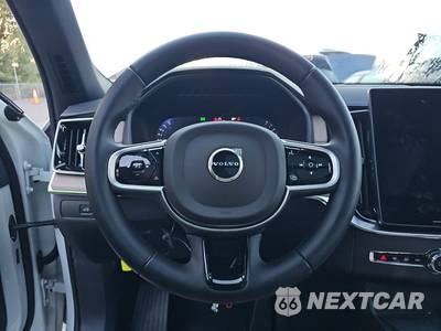 2026 Volvo XC90 B6 Plus 7-Passenger - zdjęcie 10 z 27 - miniatura