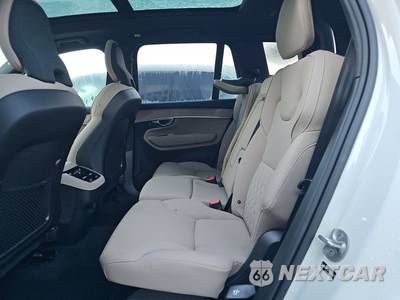 2026 Volvo XC90 B6 Plus 7-Passenger - zdjęcie 13 z 27 - miniatura