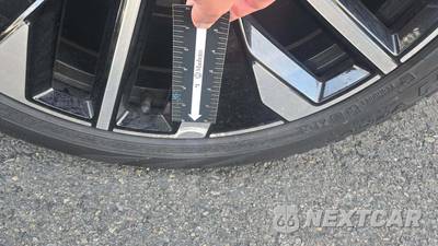 2026 Volvo XC90 B6 Plus 7-Passenger - zdjęcie 23 z 26 - miniatura