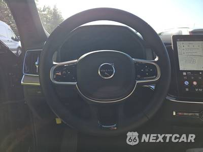 2026 Volvo XC90 B6 Plus 7-Passenger - zdjęcie 10 z 26 - miniatura