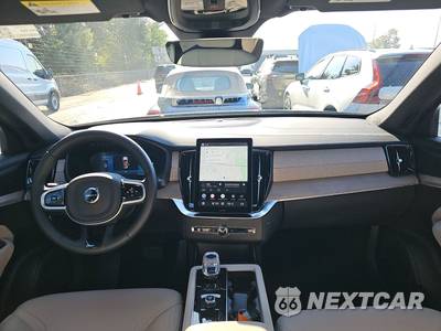 2026 Volvo XC90 B6 Plus 7-Passenger - zdjęcie 11 z 26 - miniatura
