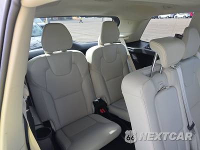 2026 Volvo XC90 B6 Ultra 7-Passenger - zdjęcie 14 z 27 - miniatura