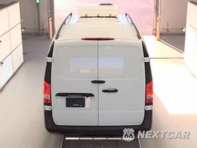 2021 Mercedes-Benz Metris Cargo Van 126.0" WB - zdjęcie 5 z 47 - miniatura