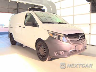 2021 Mercedes-Benz Metris Cargo Van 126.0" WB - zdjęcie 3 z 47 - miniatura