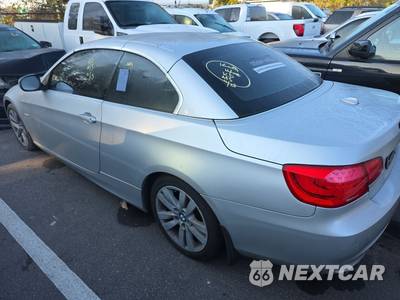 2011 BMW 3 Series Convertible 328i - zdjęcie 3 z 18 - miniatura