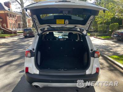 2020 Ford Escape SE - zdjęcie 8 z 22 - miniatura