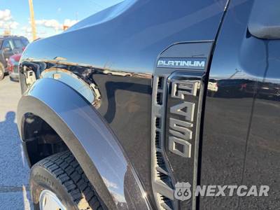 2025 Ford Super Duty F-450 Platinum Crew Cab Long Bed DRW - zdjęcie 9 z 75 - miniatura