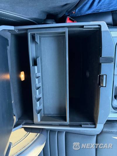 2025 Ford Super Duty F-450 Platinum Crew Cab Long Bed DRW - zdjęcie 32 z 75 - miniatura