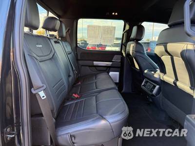 2025 Ford Super Duty F-450 Platinum Crew Cab Long Bed DRW - zdjęcie 54 z 75 - miniatura