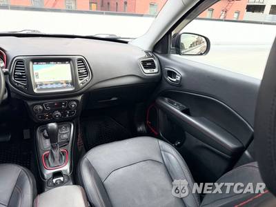 2017 Jeep Compass Trailhawk - zdjęcie 12 z 20 - miniatura