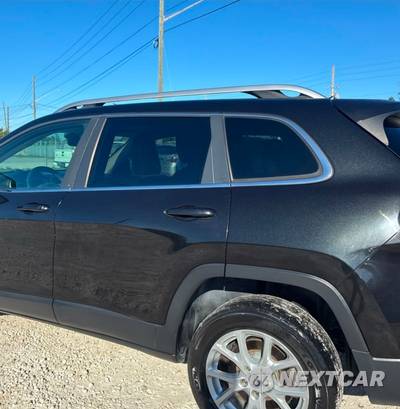 2014 Jeep Cherokee Latitude - zdjęcie 8 z 26 - miniatura