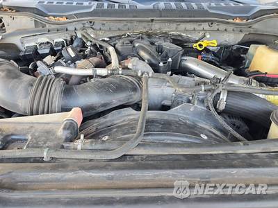 2018 Ford Super Duty F-450 Cab Chassis XL Crew Cab DRW - zdjęcie 16 z 17 - miniatura