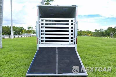 2026 Ford Super Duty F-550 Cab Chassis XL Regular Cab DRW - zdjęcie 6 z 47 - miniatura
