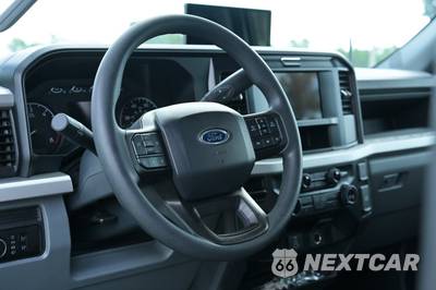 2026 Ford Super Duty F-550 Cab Chassis XL Regular Cab DRW - zdjęcie 39 z 47 - miniatura