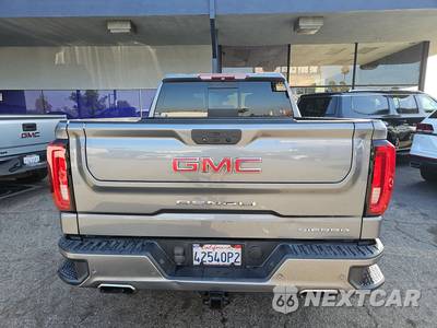 2019 GMC Sierra 1500 Denali Crew Cab Short Bed 5SA - zdjęcie 5 z 24 - miniatura