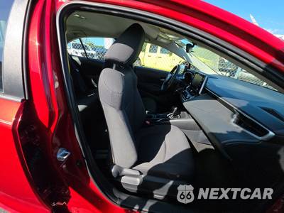 2021 Toyota Corolla LE Sedan - zdjęcie 8 z 51 - miniatura