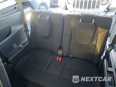 2023 Ford Explorer XLT - zdjęcie 14 z 31 - miniatura
