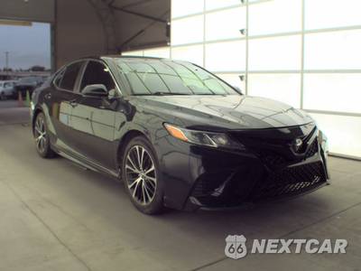 2019 Toyota Camry SE - zdjęcie 3 z 46 - miniatura