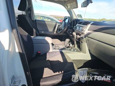 2012 Toyota 4Runner SR5 - zdjęcie 8 z 31 - miniatura