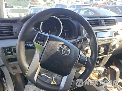 2012 Toyota 4Runner SR5 - zdjęcie 10 z 31 - miniatura
