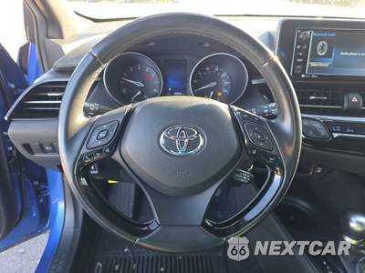 2018 Toyota C-HR XLE - zdjęcie 10 z 26 - miniatura