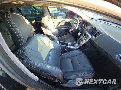 2018 Volvo V60 T5 Dynamic - zdjęcie 8 z 30 - miniatura
