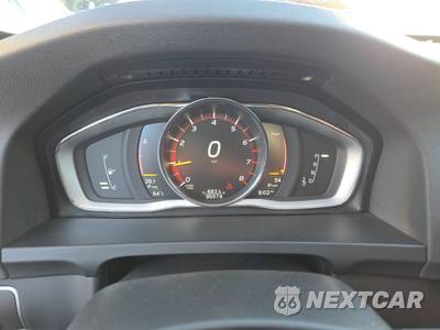 2018 Volvo V60 T5 Dynamic - zdjęcie 12 z 30 - miniatura