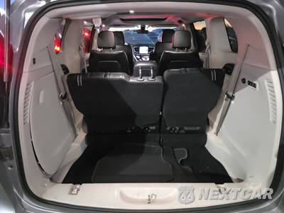 2020 Chrysler Pacifica Limited 121.6" WB - zdjęcie 17 z 26 - miniatura