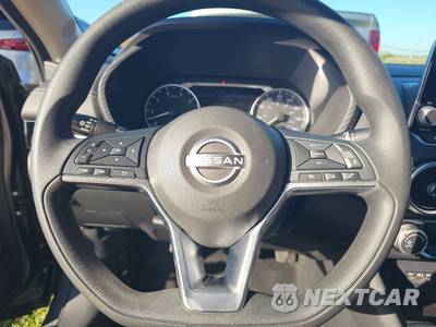 2025 Nissan Sentra SV - zdjęcie 10 z 17 - miniatura