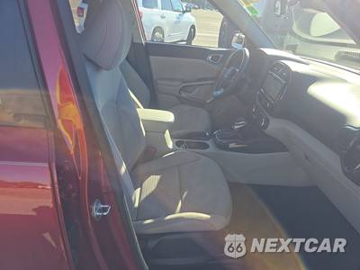 2022 Kia Soul S - zdjęcie 8 z 20 - miniatura