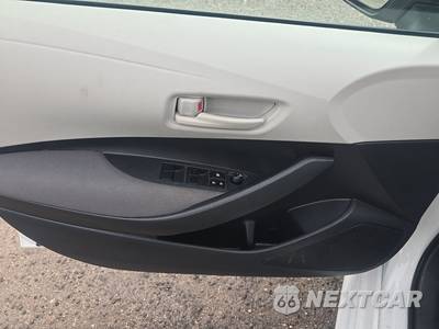 2022 Toyota Corolla LE Sedan - zdjęcie 9 z 30 - miniatura