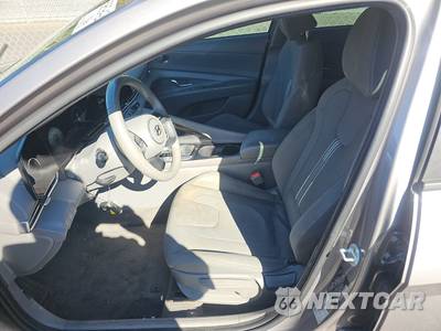 2023 Hyundai Elantra SEL - zdjęcie 7 z 41 - miniatura