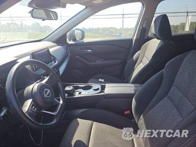 2024 Nissan Rogue SV - zdjęcie 7 z 36 - miniatura