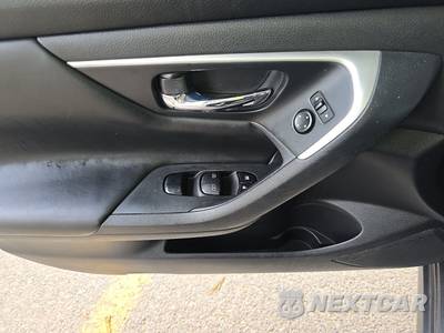 2016 Nissan Altima 2.5 SV - zdjęcie 9 z 44 - miniatura