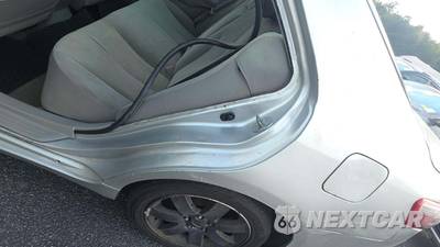 2008 Toyota Camry LE - zdjęcie 64 z 74 - miniatura