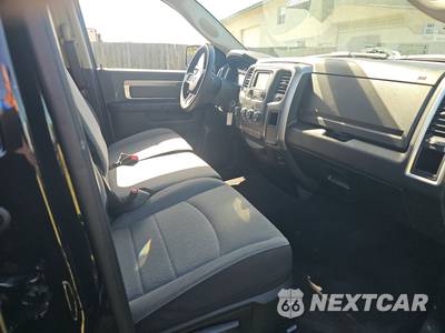 2024 Ram 1500 Classic SLT Extended Cab Medium Bed - zdjęcie 8 z 17 - miniatura
