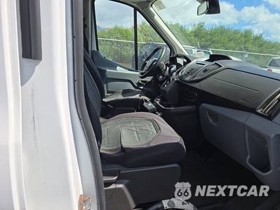 2018 Ford Transit 350 HD Passenger Wagon XLT DRW High Roof 147.6" WB - zdjęcie 8 z 58 - miniatura