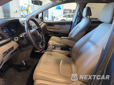 2018 Honda Odyssey Touring 118.1" WB - zdjęcie 7 z 22 - miniatura