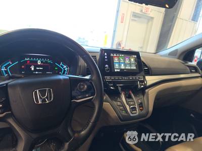 2018 Honda Odyssey Touring 118.1" WB - zdjęcie 11 z 22 - miniatura